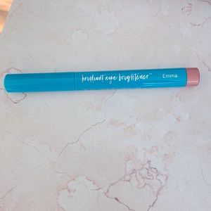 Thrive Causemetics Brilliant Eye Brightener. Shade: Emma